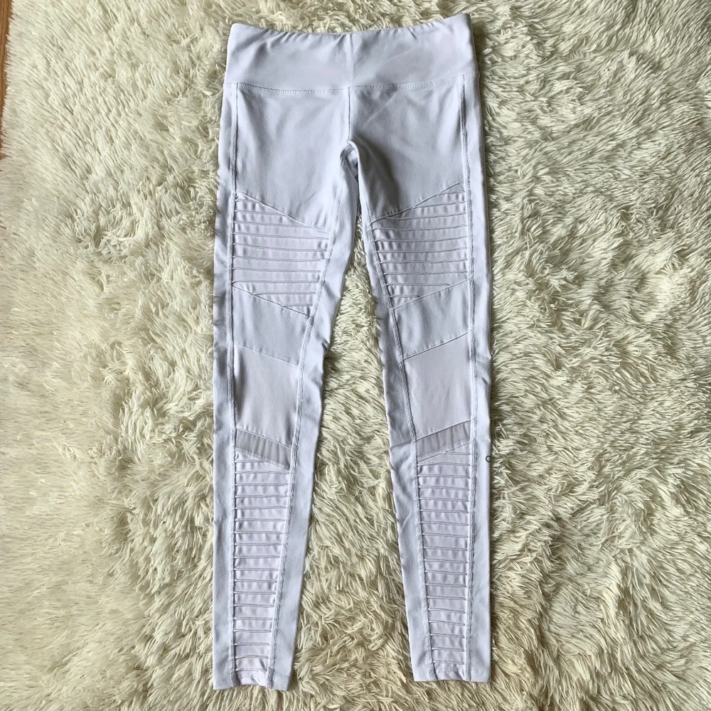 Alo Yoga Moto Leggings White